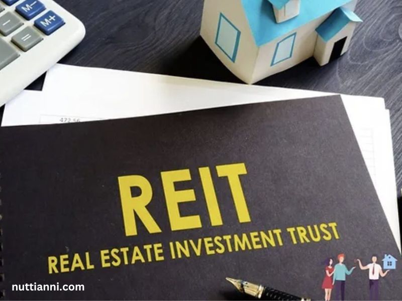 How Many Jobs Are Available in Real Estate Investment Trusts